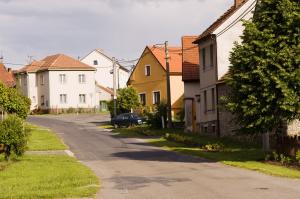 Projekt - oprava komunikace a navazující veřejné prostranství   1